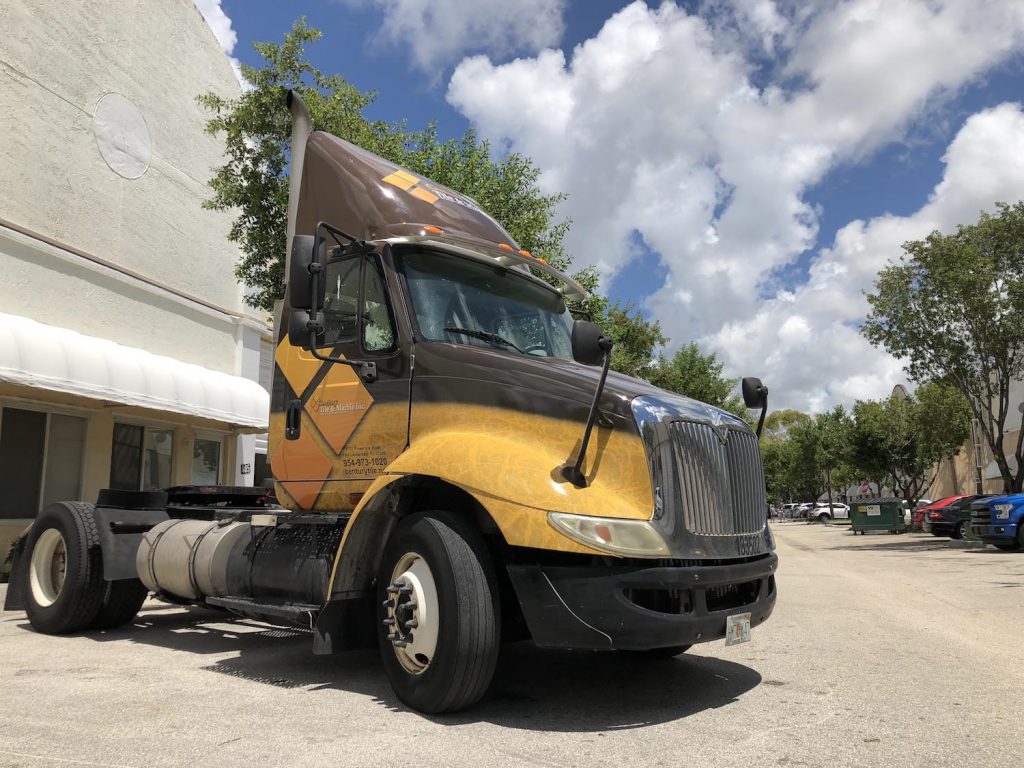 vehicle wraps miami